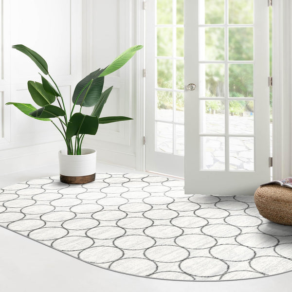 Garden Maze Retreat Collection Area Rug -  Ivyhaven Oval White  lifestyle 136