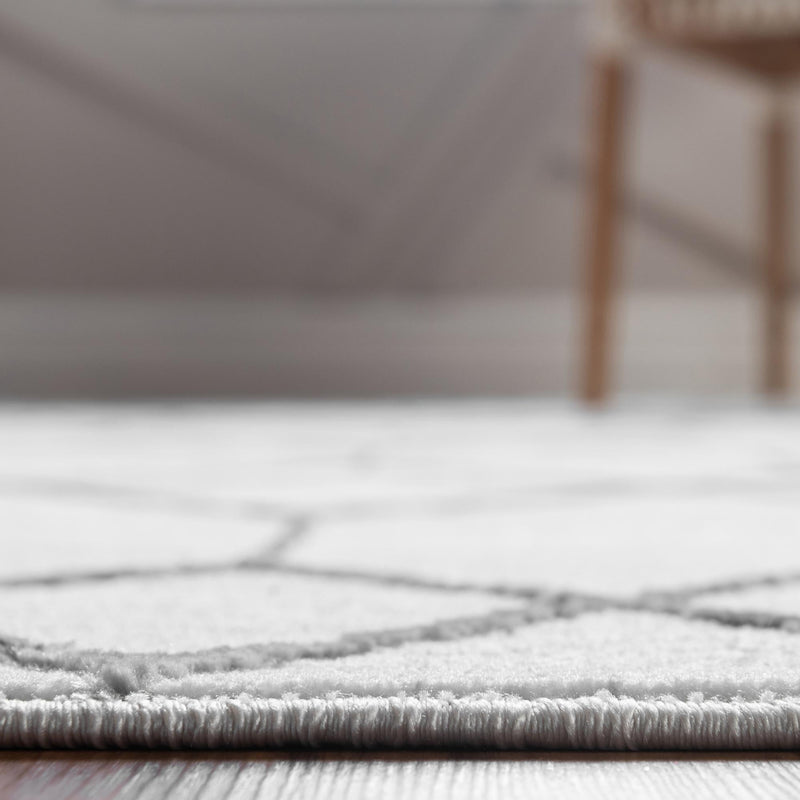 Garden Maze Retreat Collection Area Rug -  Greenbower Square White  lifestyle 121