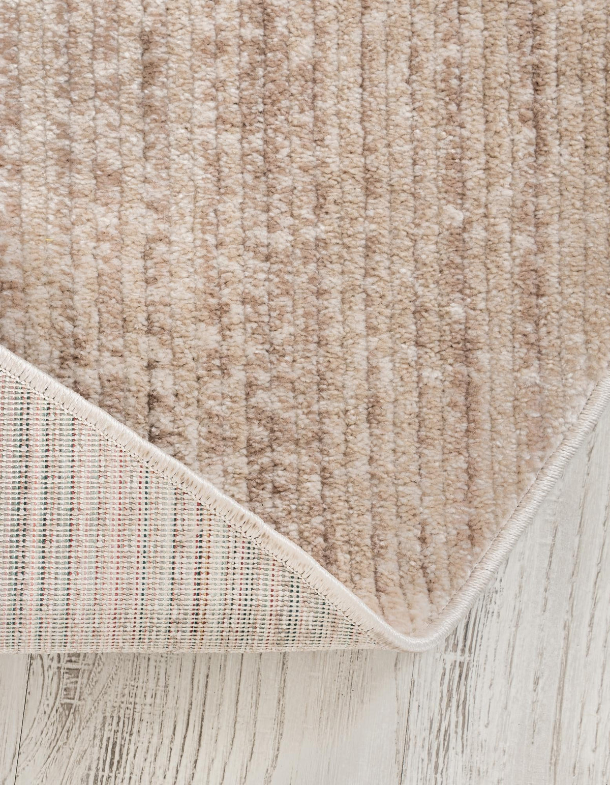 Jewel Oasis Collection Area Rug - Sapphire (Ivory) Round Ivory  lifestyle 37