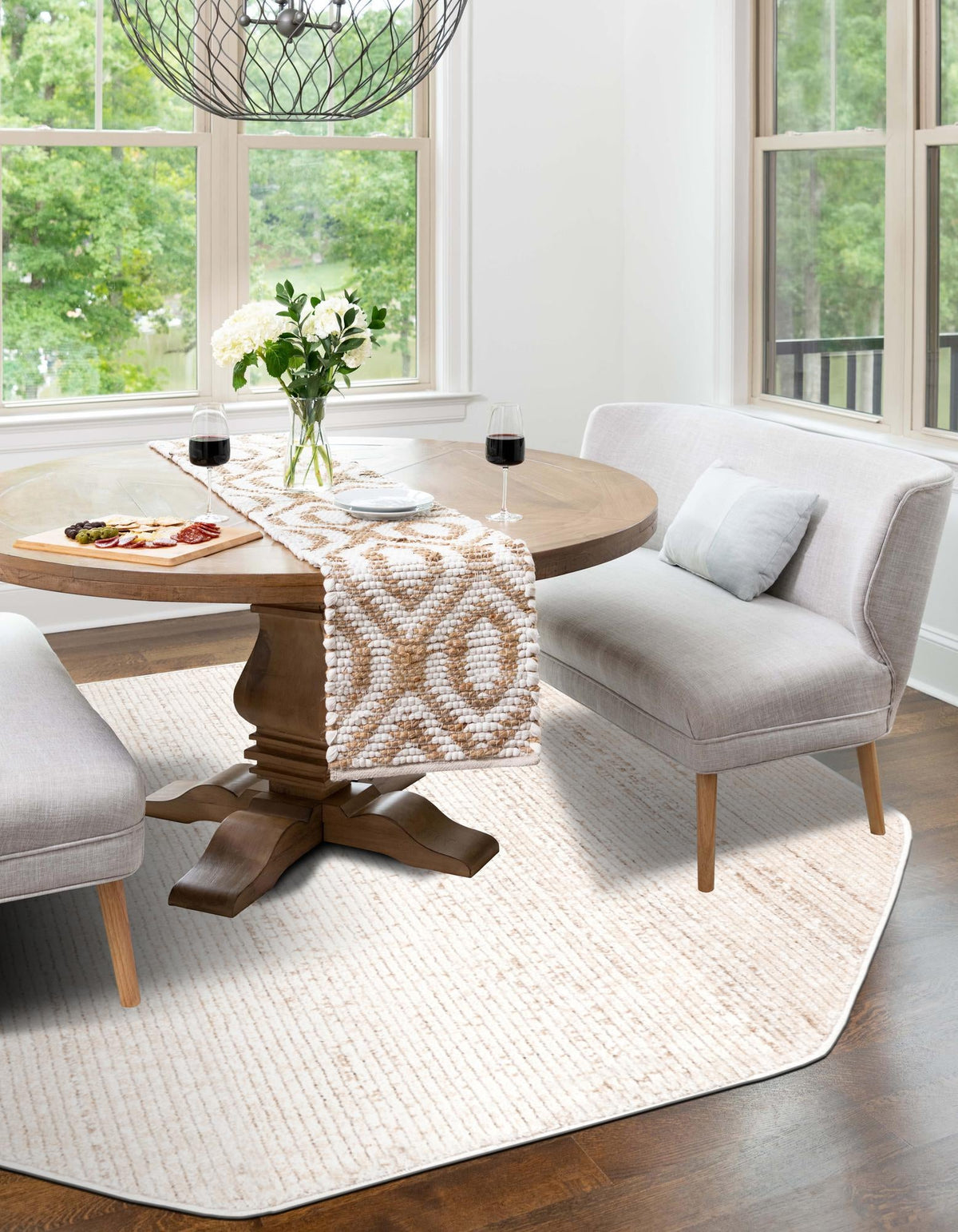 Jewel Oasis Collection Area Rug - Sapphire (Ivory) Octagon Ivory  lifestyle 31