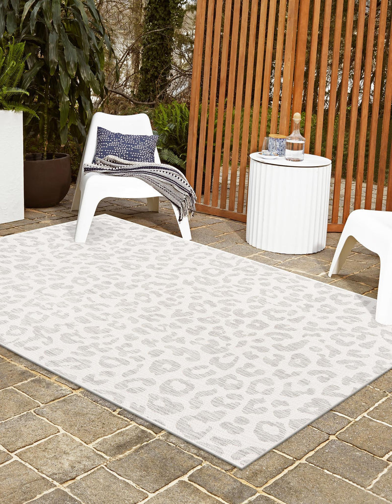 Jungle Expedition Collection Area Rug -  Amazon (Ivory Gray) Rectangle Ivory Gray  lifestyle 2