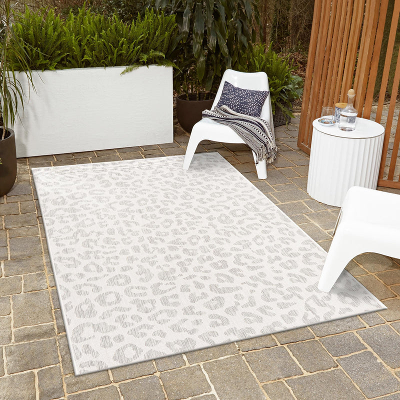 Jungle Expedition Collection Area Rug -  Amazon (Ivory Gray) Rectangle Ivory Gray  lifestyle 8