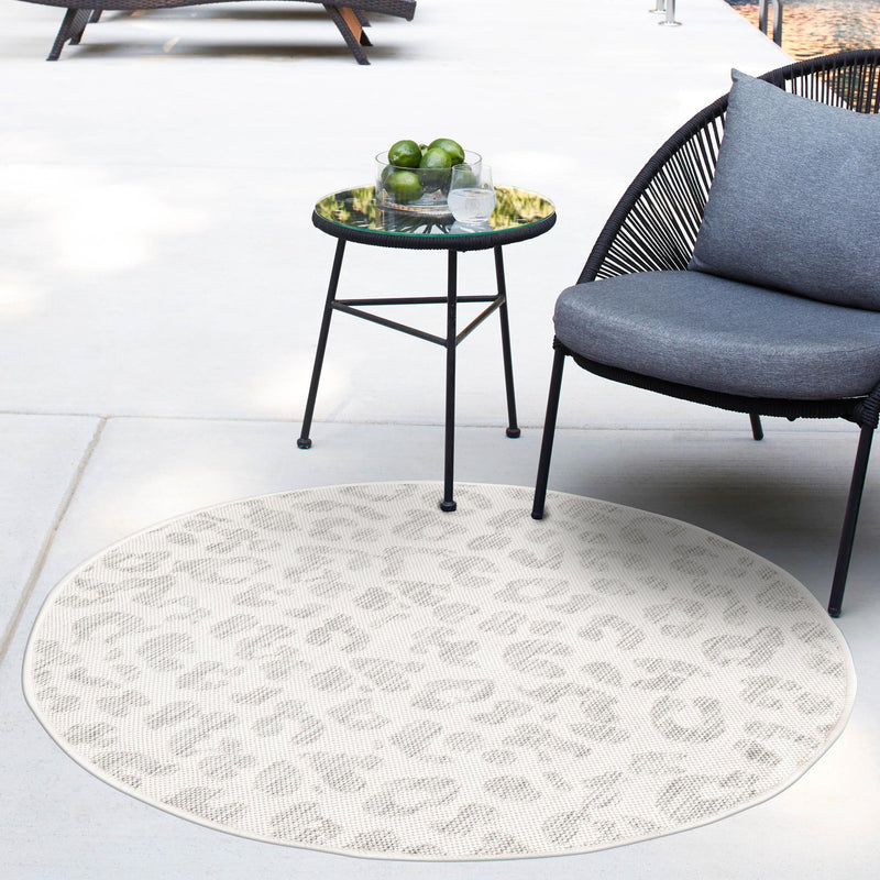 Jungle Expedition Collection Area Rug -  Amazon (Ivory Gray) Round Ivory Gray  lifestyle 16