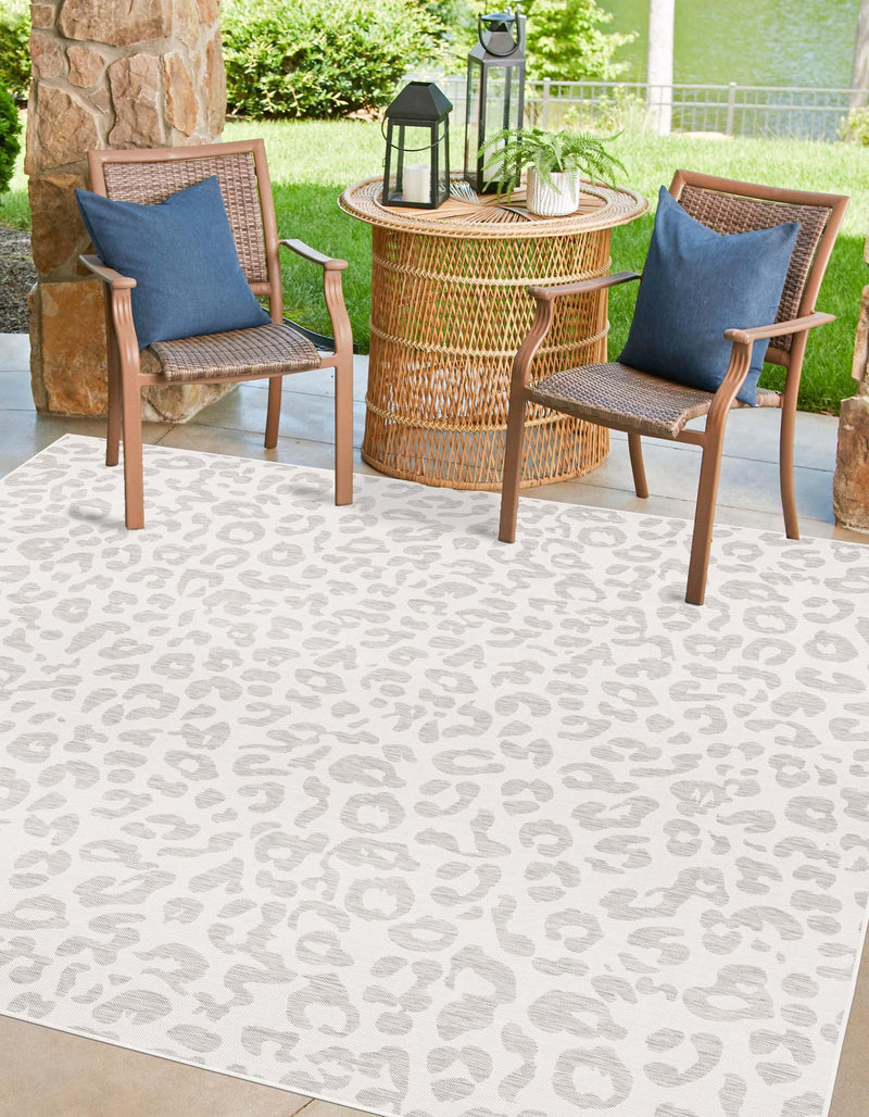 Jungle Expedition Collection Area Rug -  Amazon (Ivory Gray) Square Ivory Gray  lifestyle 0