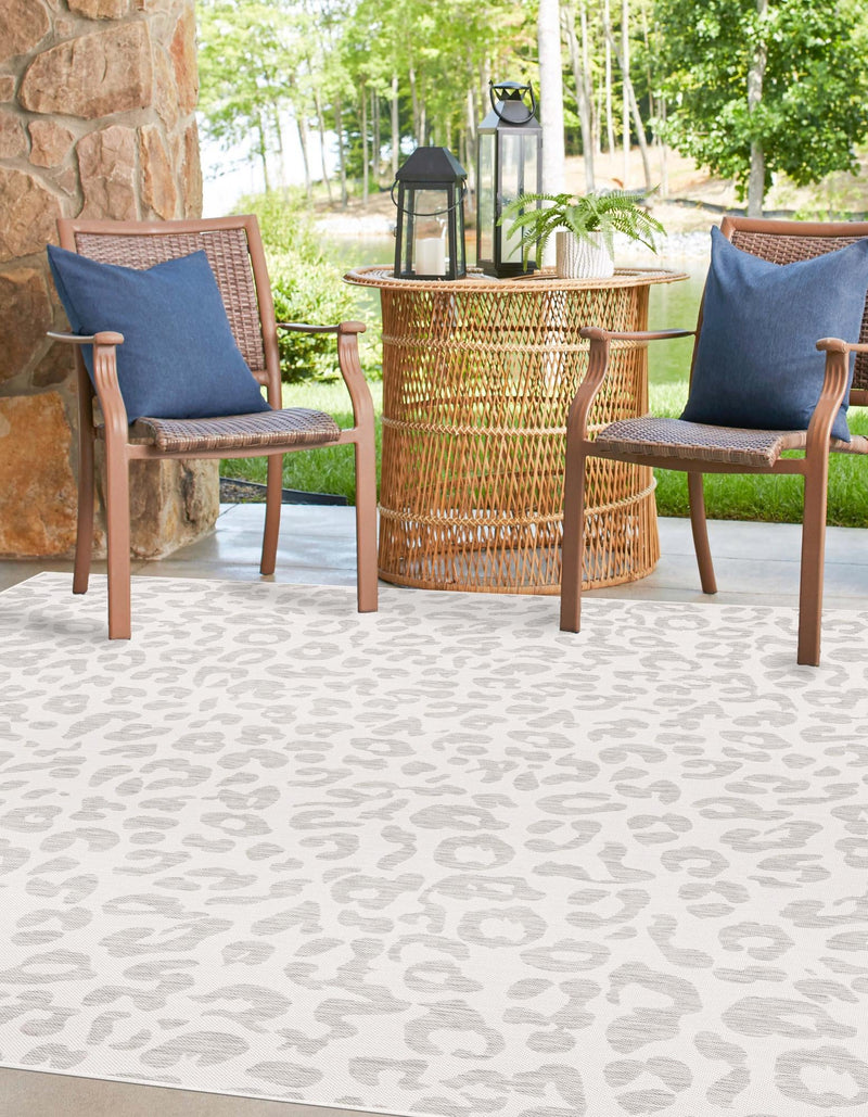 Jungle Expedition Collection Area Rug -  Amazon (Ivory Gray) Square Ivory Gray  lifestyle 2