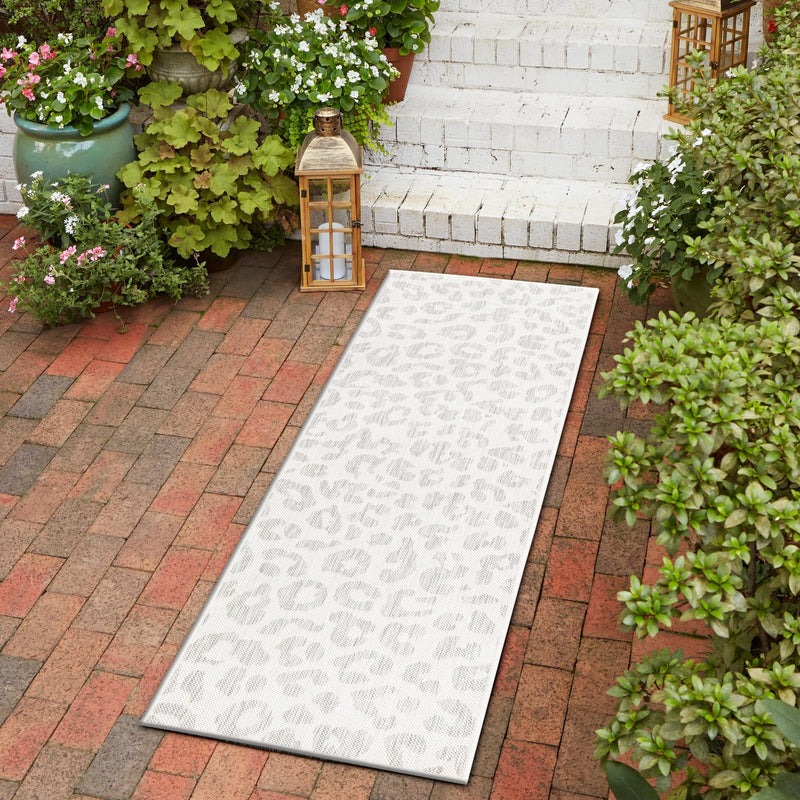 Jungle Expedition Collection Area Rug -  Amazon (Ivory Gray) Runner Ivory Gray  lifestyle 8