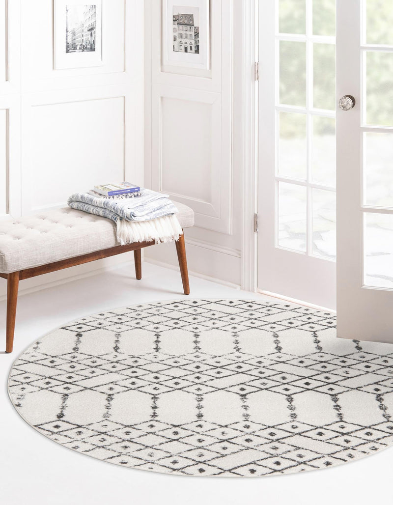 Marrakesh Lattice Collection Area Rug - Casablanca (Ivory Black) Round Ivory Black  lifestyle 32