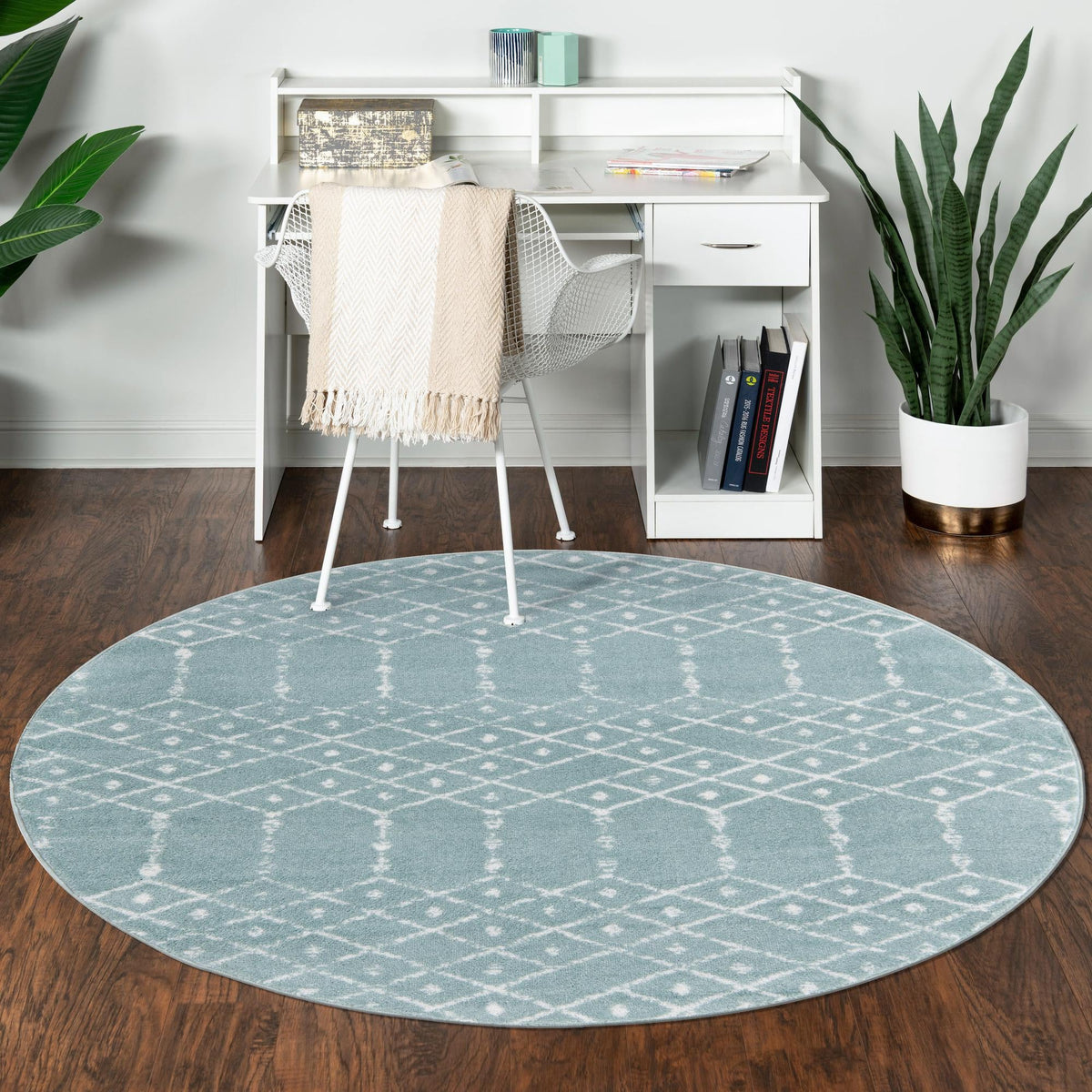 Marrakesh Lattice Collection Area Rug - Casablanca (Aqua) Round Aqua  lifestyle 106
