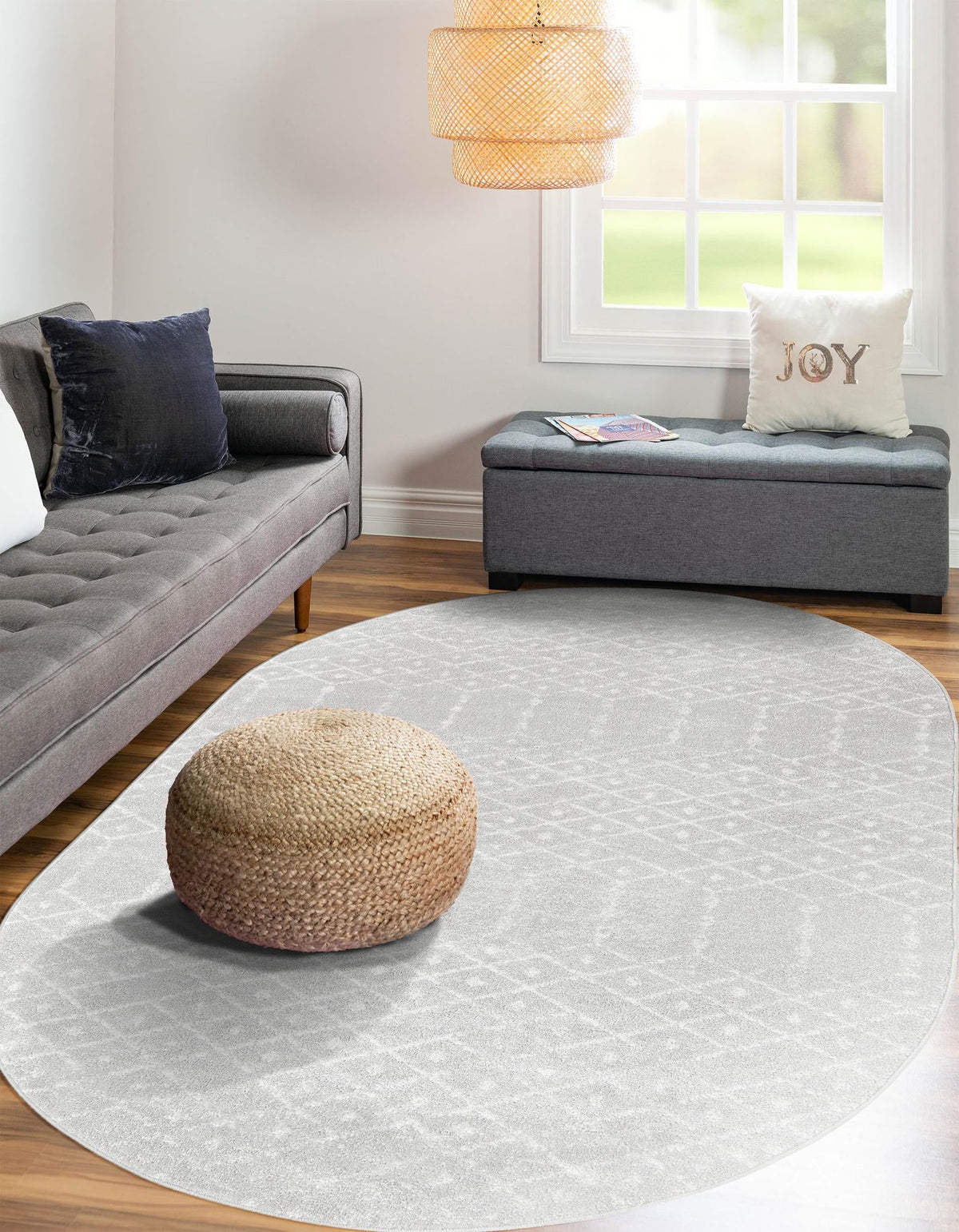 Marrakesh Lattice Collection Area Rug - Casablanca (Light Gray) Oval Light Gray  lifestyle 49