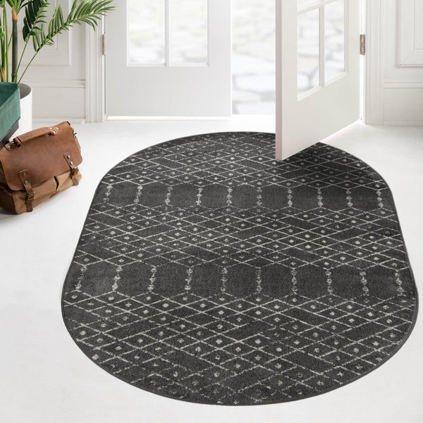 Marrakesh Lattice Collection Area Rug - Casablanca (Charcoal Gray) Oval Charcoal Gray  lifestyle 107