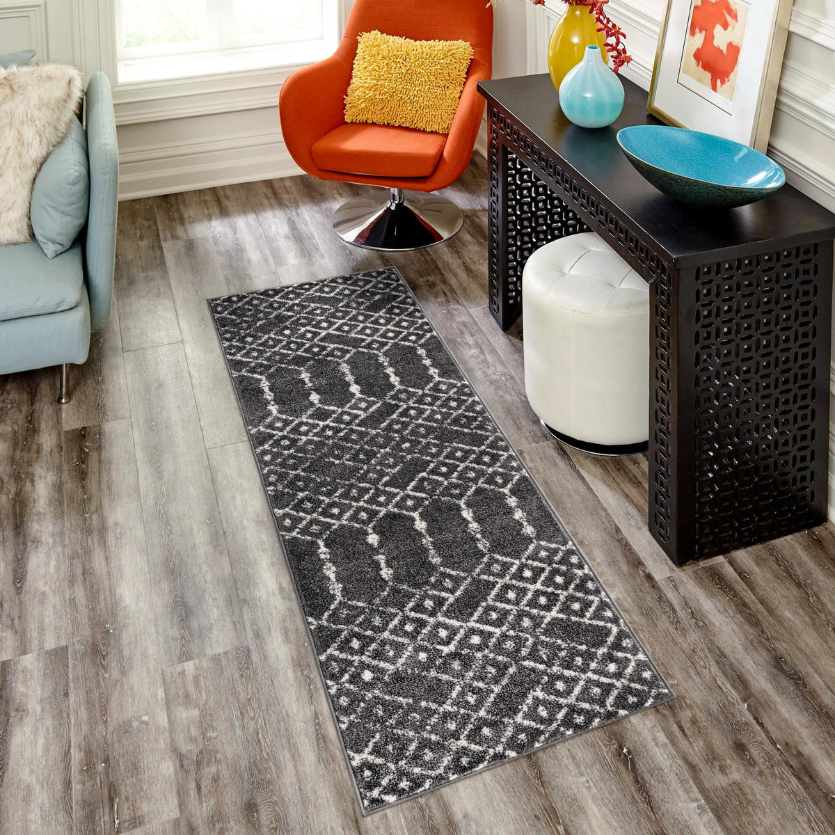 Marrakesh Lattice Collection Area Rug - Casablanca (Charcoal Gray) Runner Charcoal Gray  lifestyle 109
