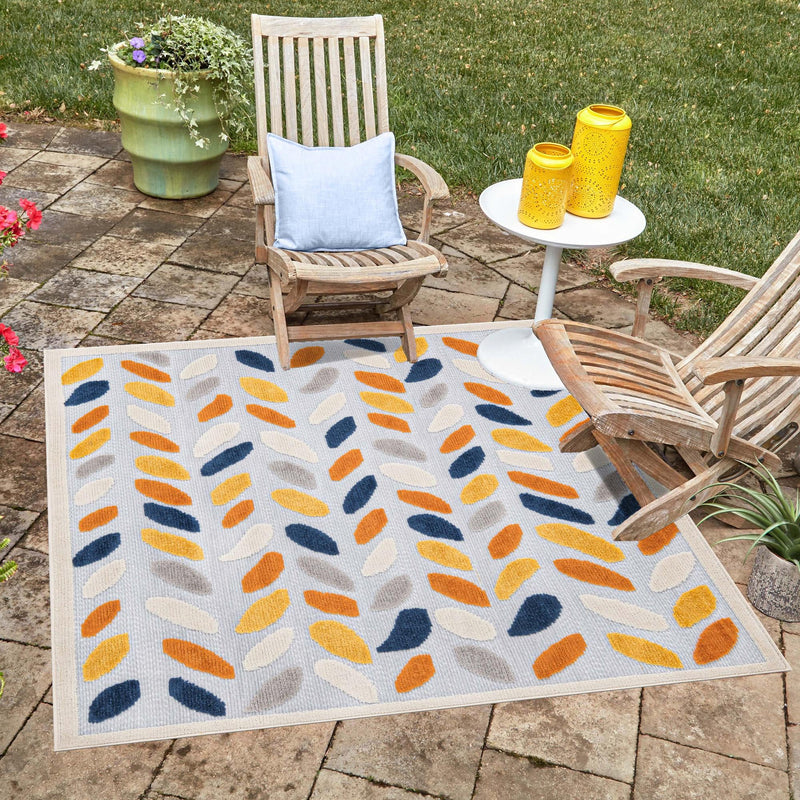 Bahama Breeze Outdoor Collection Area Rug - Nassau Square Gray  lifestyle 93