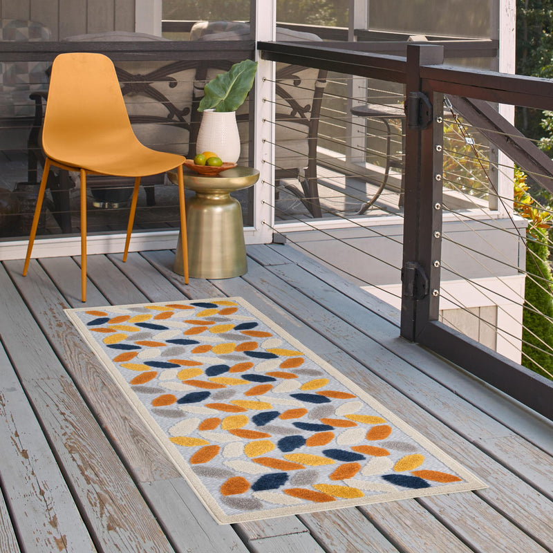 Bahama Breeze Outdoor Collection Area Rug - Nassau Runner Gray  lifestyle 107