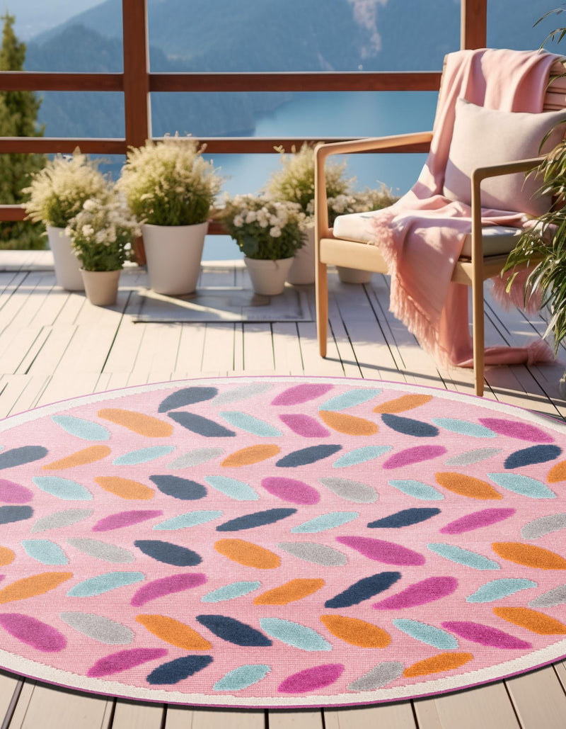 Bahama Breeze Outdoor Collection Area Rug - Nassau Round Pink  lifestyle 137
