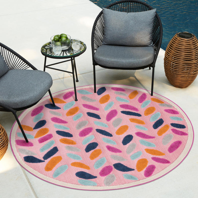 Bahama Breeze Outdoor Collection Area Rug - Nassau Round Pink  lifestyle 100
