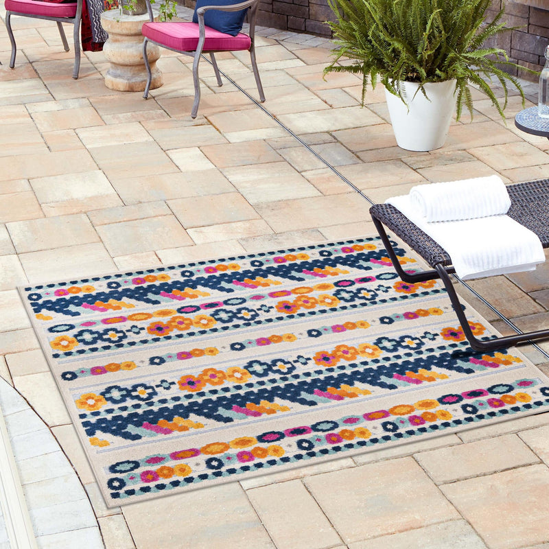 Bahama Breeze Outdoor Collection Area Rug -  Bimini Square Gray  lifestyle 107