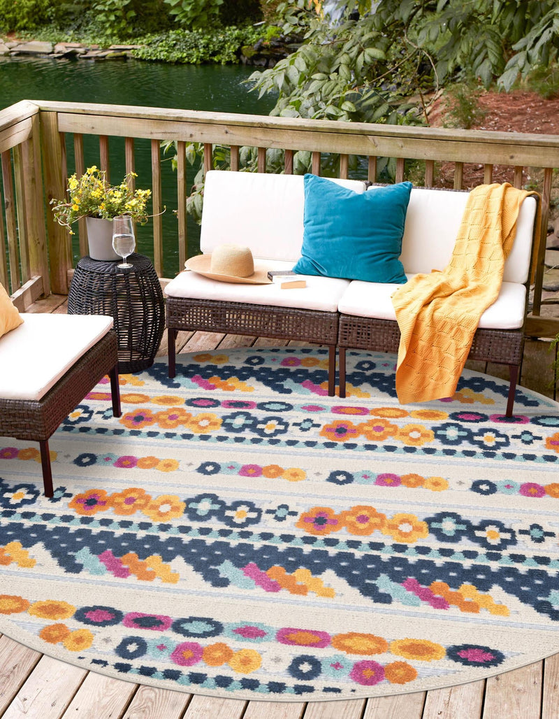 Bahama Breeze Outdoor Collection Area Rug -  Bimini Round Gray  lifestyle 120
