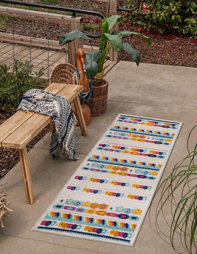 Bahama Breeze Outdoor Collection Area Rug -  Bimini Runner Gray  lifestyle 91