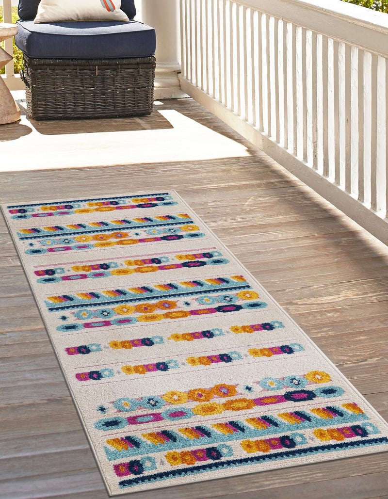 Bahama Breeze Outdoor Collection Area Rug -  Bimini Runner Gray  lifestyle 121