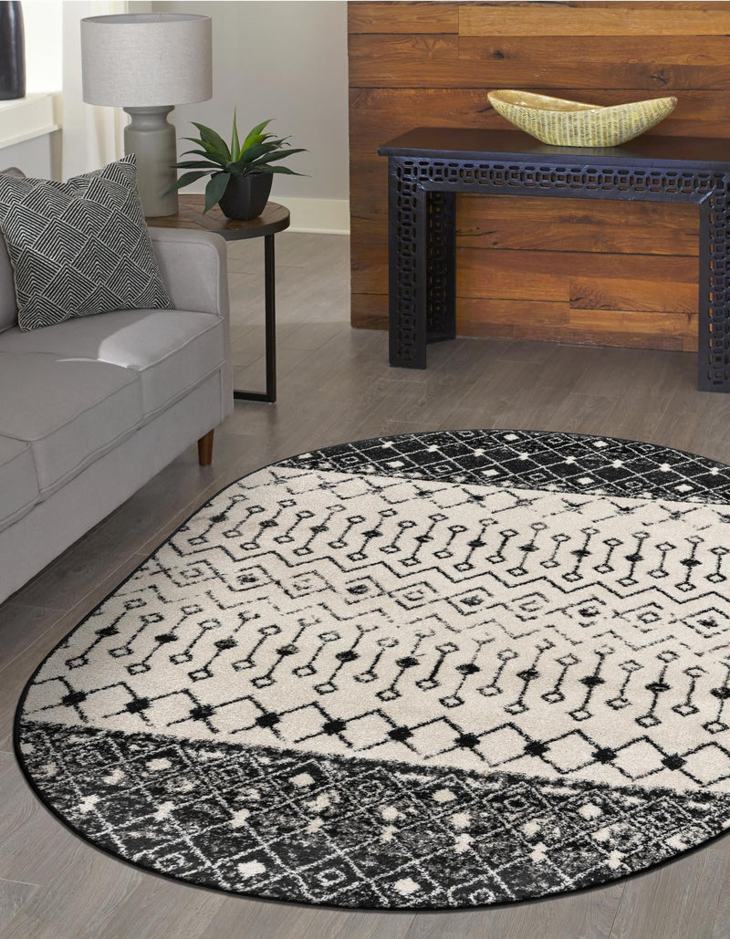 Mediterranean Lattice Collection Area Rug -  Casablanca (Black and White) Oval Black and White  lifestyle 6