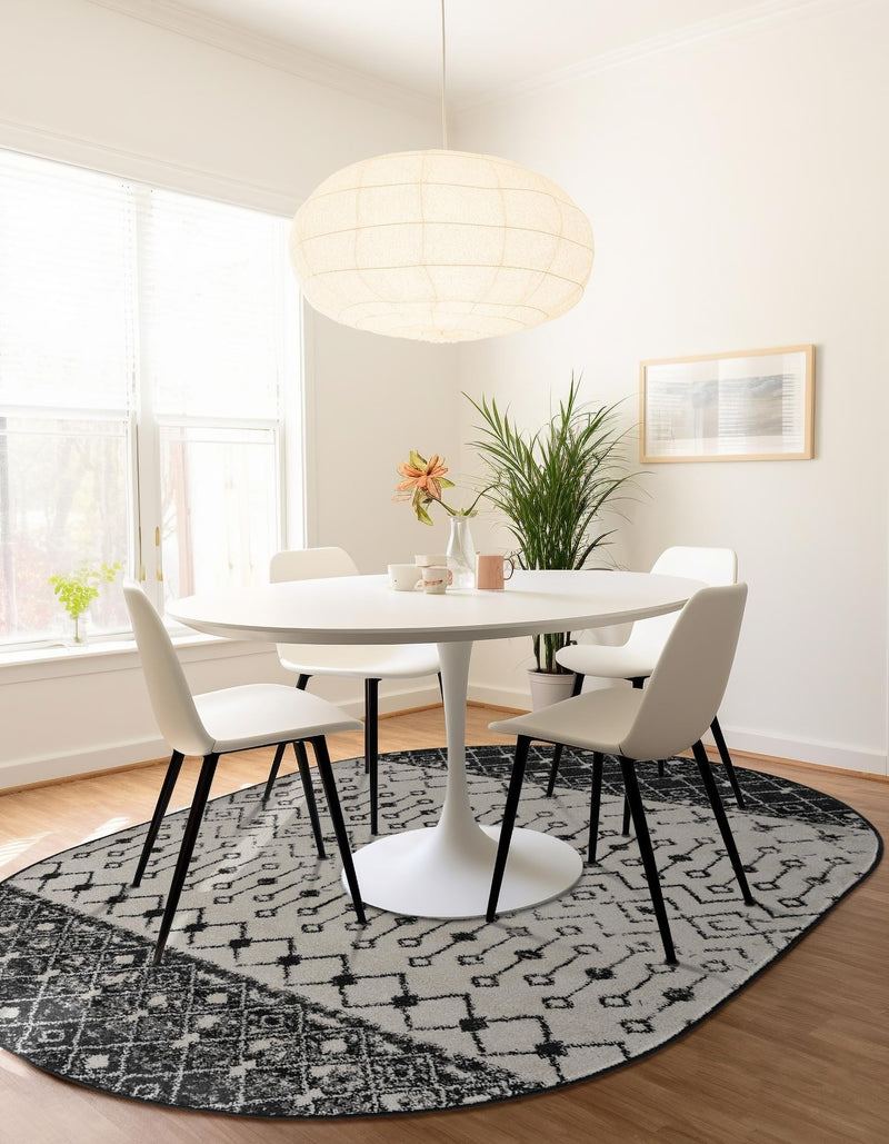 Mediterranean Lattice Collection Area Rug -  Casablanca (Black and White) Oval Black and White  lifestyle 7