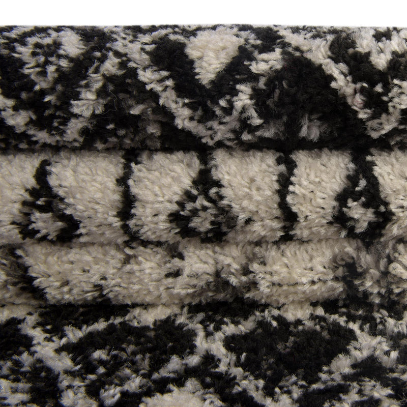 Mediterranean Lattice Collection Area Rug -  Casablanca (Black and White) Round Black and White  lifestyle 14