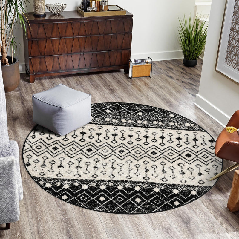 Mediterranean Lattice Collection Area Rug -  Casablanca (Black and White) Round Black and White  lifestyle 15
