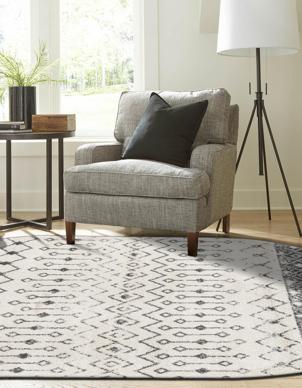 Mediterranean Lattice Collection Area Rug -  Casablanca (Ivory and Gray) Oval Ivory and Gray  lifestyle 3