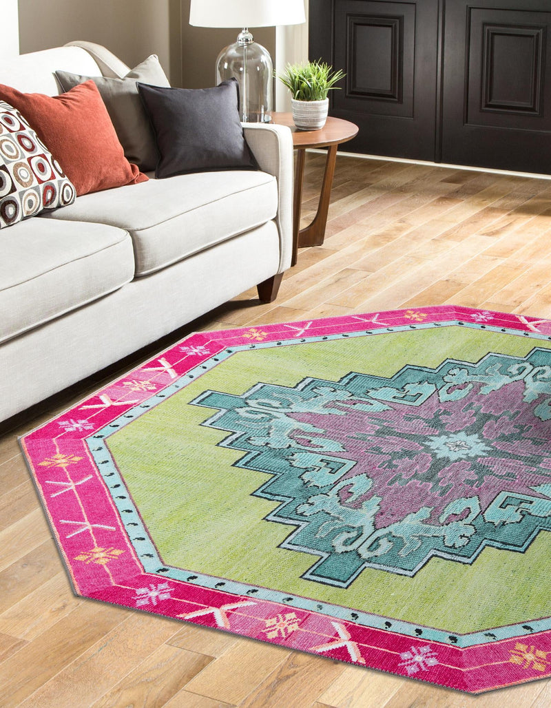 Heritage Elegance Collection Area Rug -  Winterthur (Green) Octagon Green  lifestyle 29