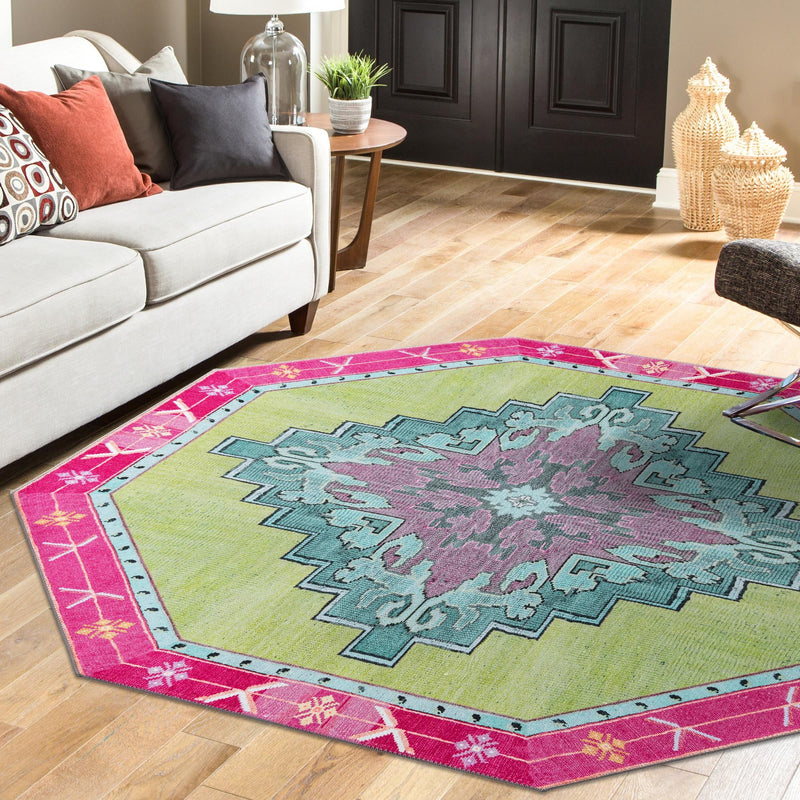 Heritage Elegance Collection Area Rug -  Winterthur (Green) Octagon Green  lifestyle 81