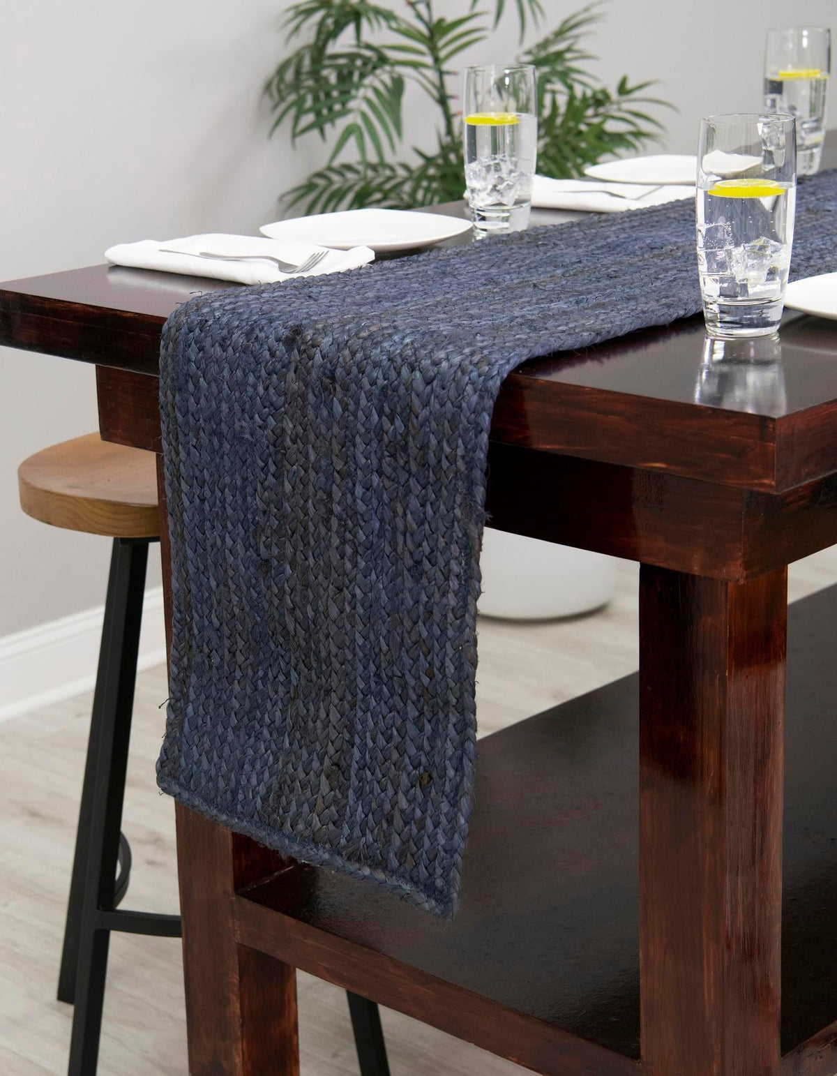 Woven Seaside Jute Collection Area Rug - Savannah (Navy Blue) Table Runner Navy Blue  lifestyle 81