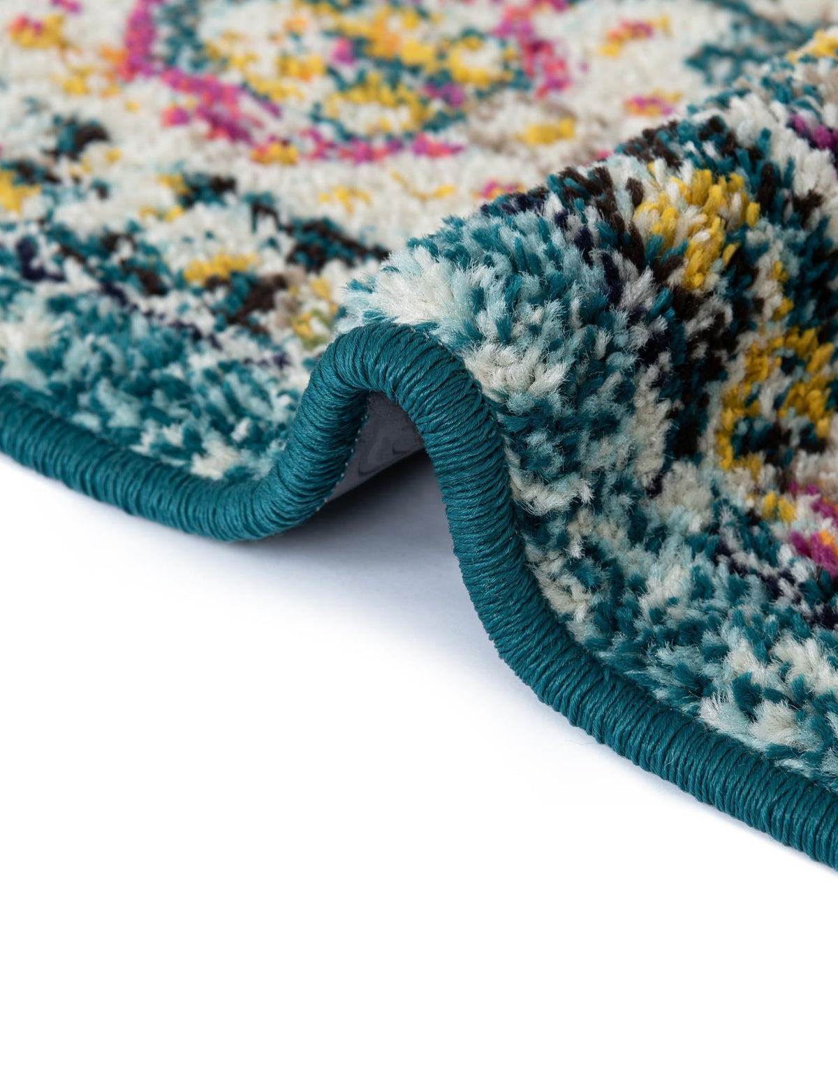Brighton Terrace Collection Area Rug -  Rottingdean (Multi) Oval Multi  lifestyle 111