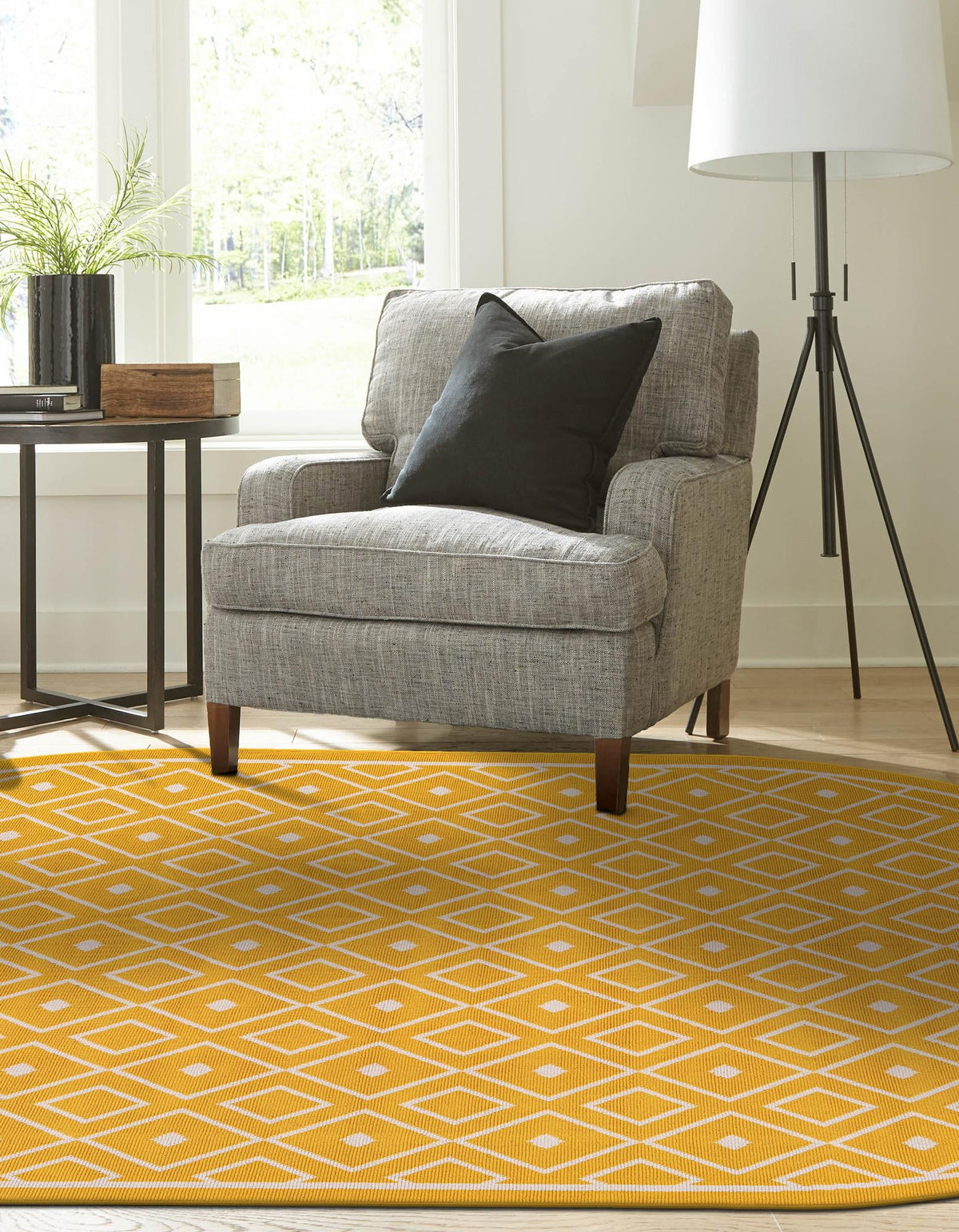 Seaside Lattice Collection Area Rug - Brighton Oval Yellow  lifestyle 115