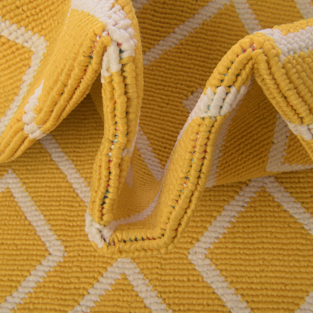 Savannah Pergola Collection Area Rug - Grove Oval Yellow  lifestyle 226
