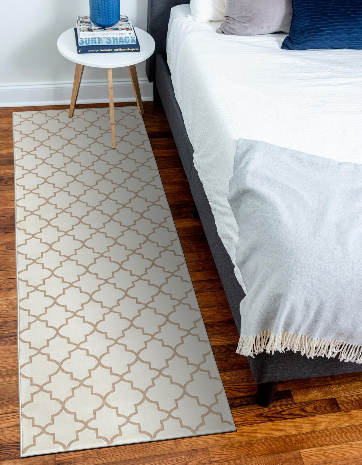 Metro Heights Collection Area Rug -  Gramercy Runner White  lifestyle 57