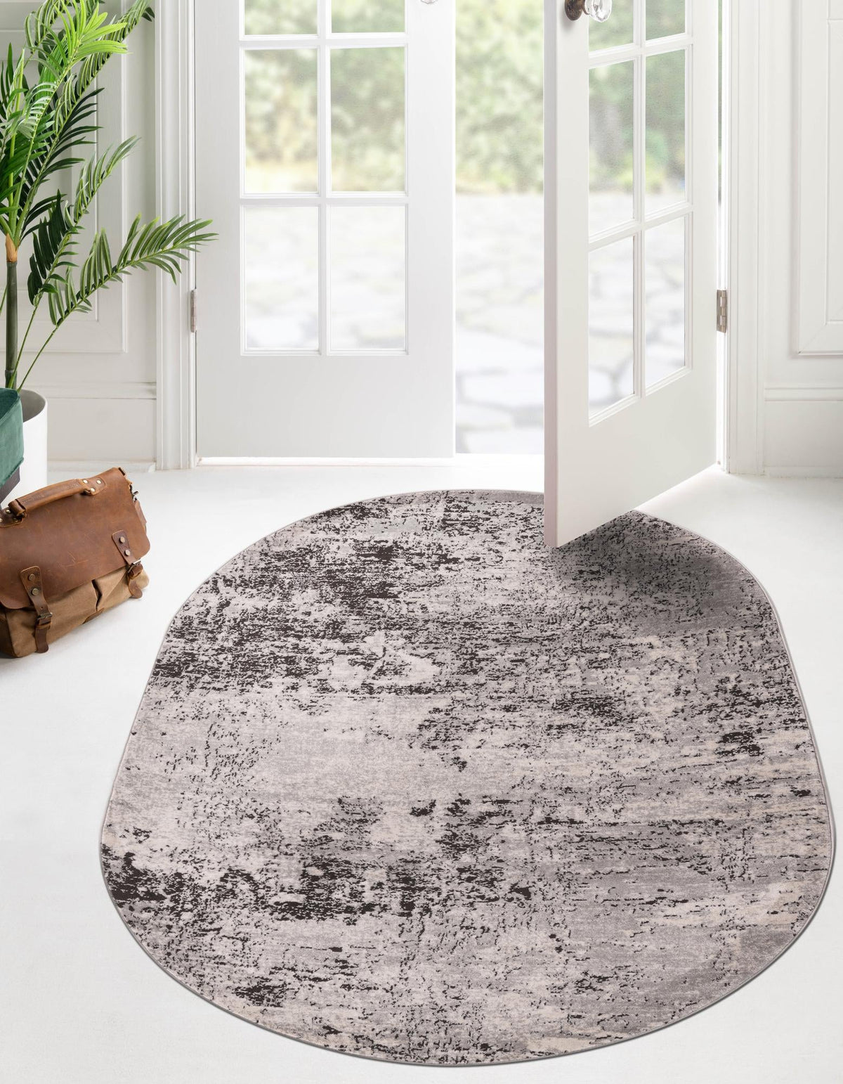 Dresden Elegance Collection Area Rug -  Pirna Oval Gray  lifestyle 72