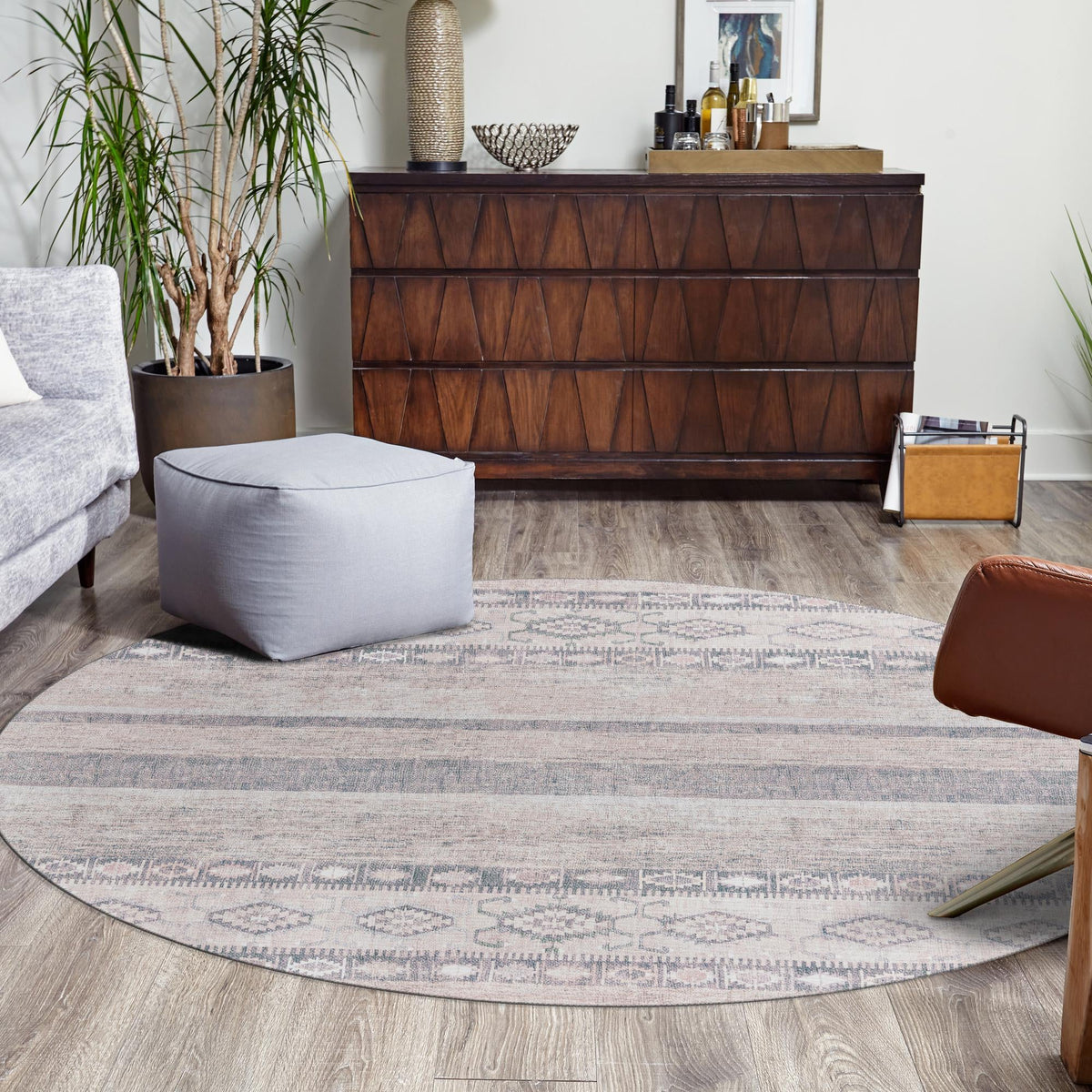 Heritage Elegance Collection Area Rug -  Edinburgh Round Gray  lifestyle 110