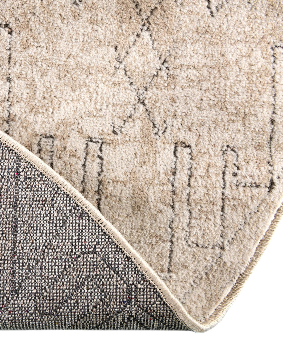 Cascade Range Collection Area Rug - Hood (Ivory) Oval Ivory  lifestyle 16