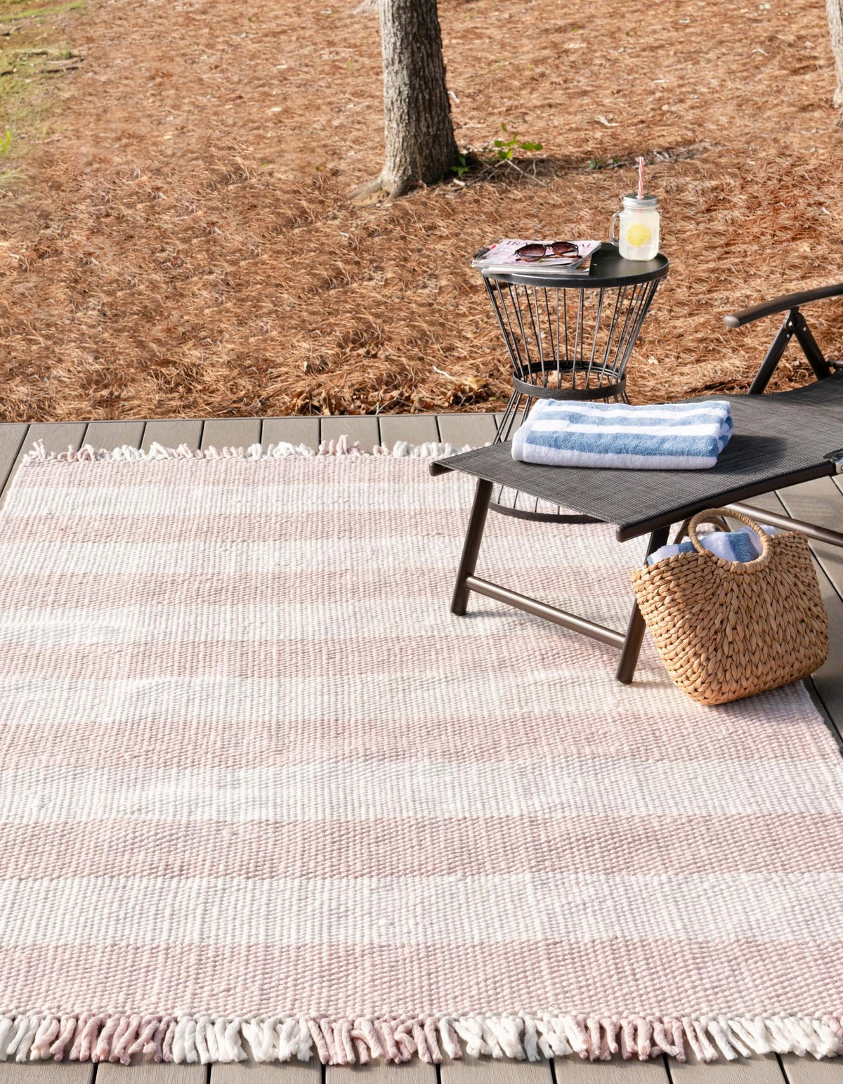 Sustainable Grid Indoor-Outdoor Oasis Collection Area Rug - Savannah Rectangle Pink  lifestyle 11