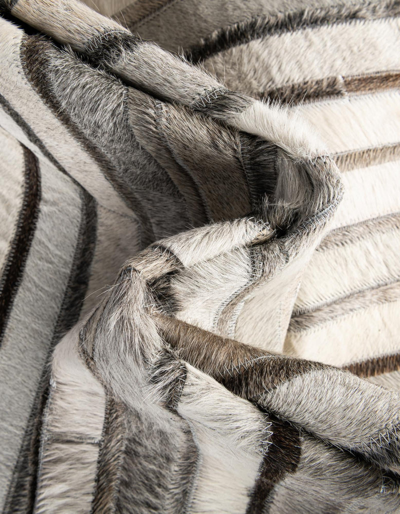 Savannah Hideaway Collection Area Rug - Serengeti Rectangle Gray Ivory  lifestyle 15