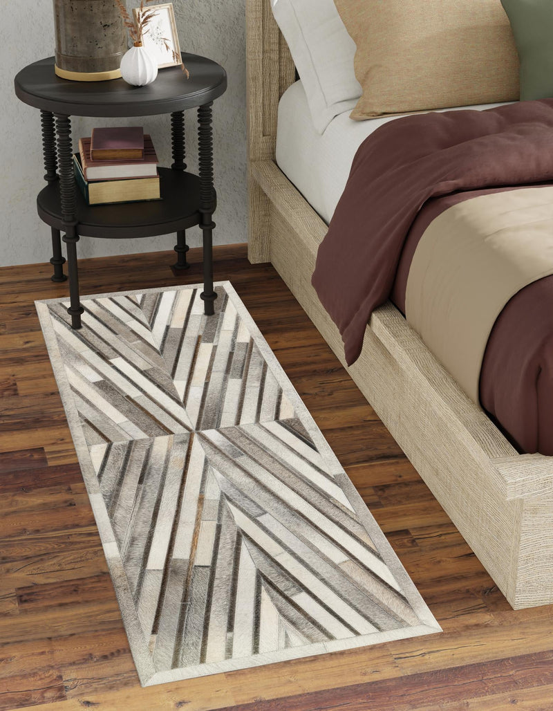 Savannah Hideaway Collection Area Rug - Serengeti Runner Gray Ivory  lifestyle 43