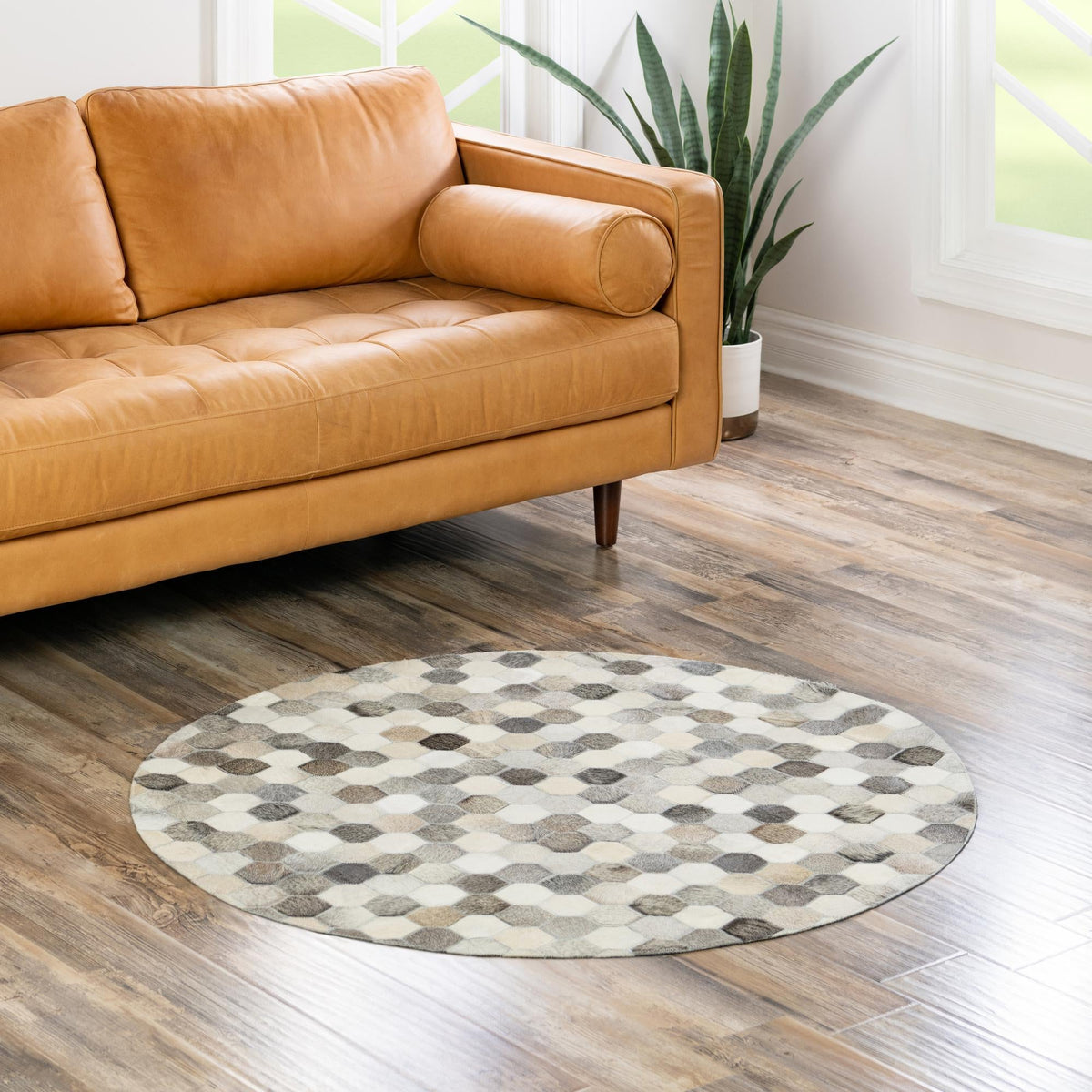 Savannah Hideaway Collection Area Rug - Savannah Round Ivory Gray  lifestyle 80