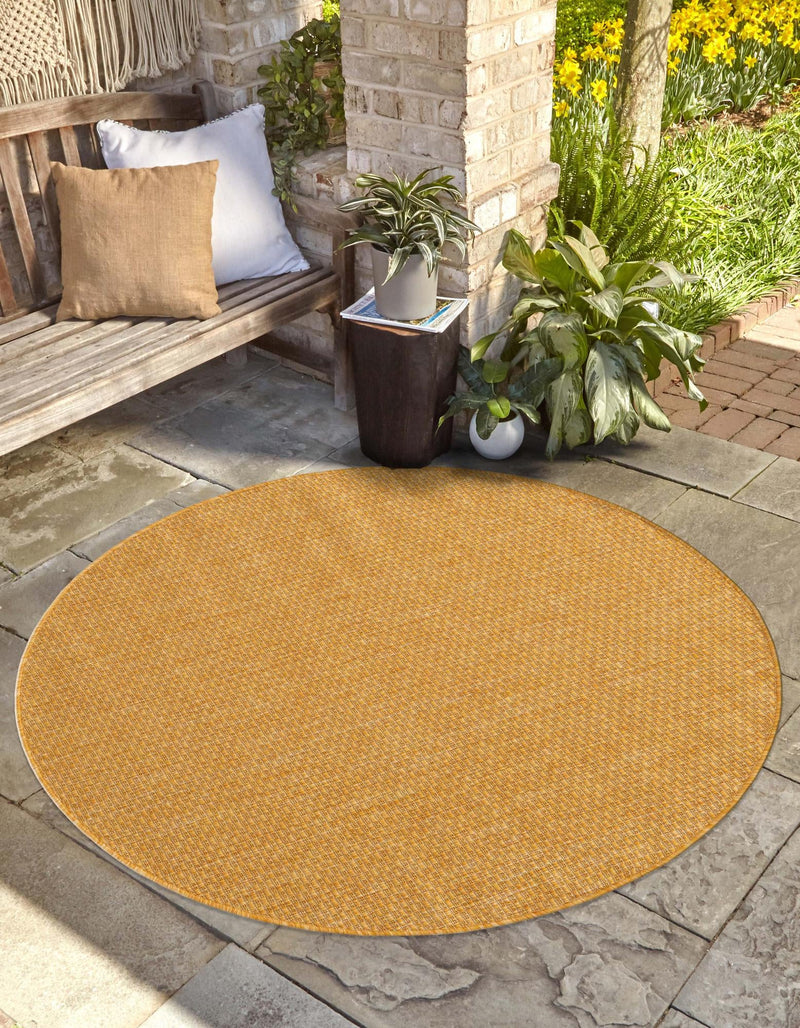 Patio Perfection Collection Area Rug - Veranda (Corn Harvest Yellow) Round Corn Harvest Yellow  lifestyle 0
