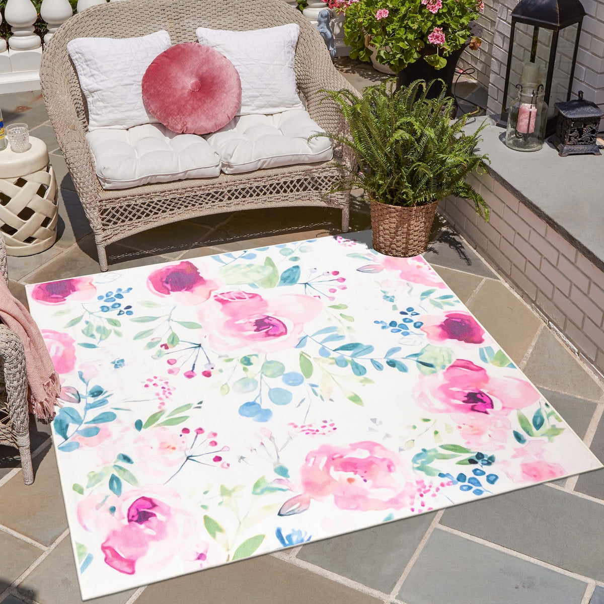 Belizean Tropics Outdoor Rugs Collection Area Rug -  Dangriga Square Ivory  lifestyle 80