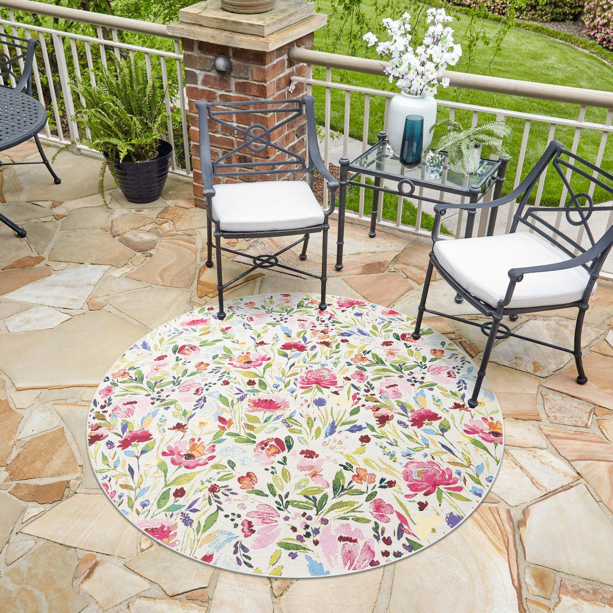 Garden Terrace Escape Collection Area Rug -  Meadow Round Multi  lifestyle 57