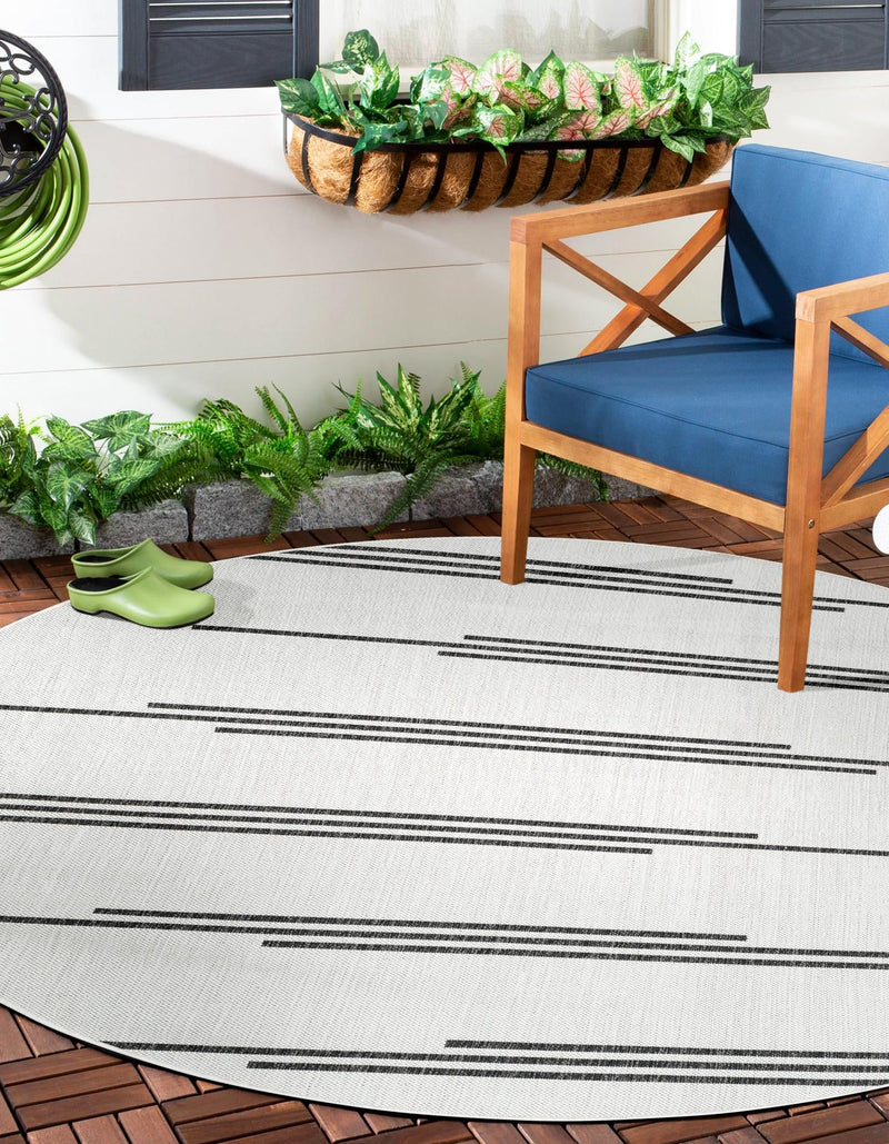 Urban Terrace Collection Area Rug -  Brooklyn Round White and Black  lifestyle 0