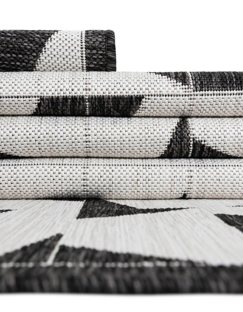 Urban Terrace Collection Area Rug -  Mercer Round Black and White  lifestyle 77