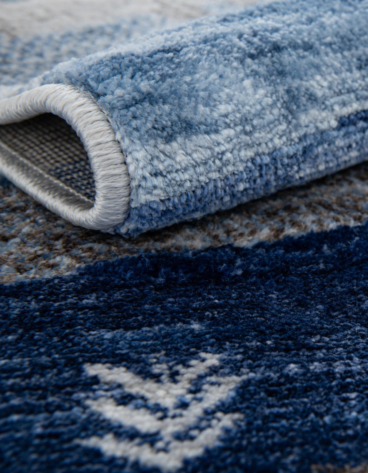 Zagros Shades Collection Area Rug -  Behbahan Rectangle Blue Gray  lifestyle 6