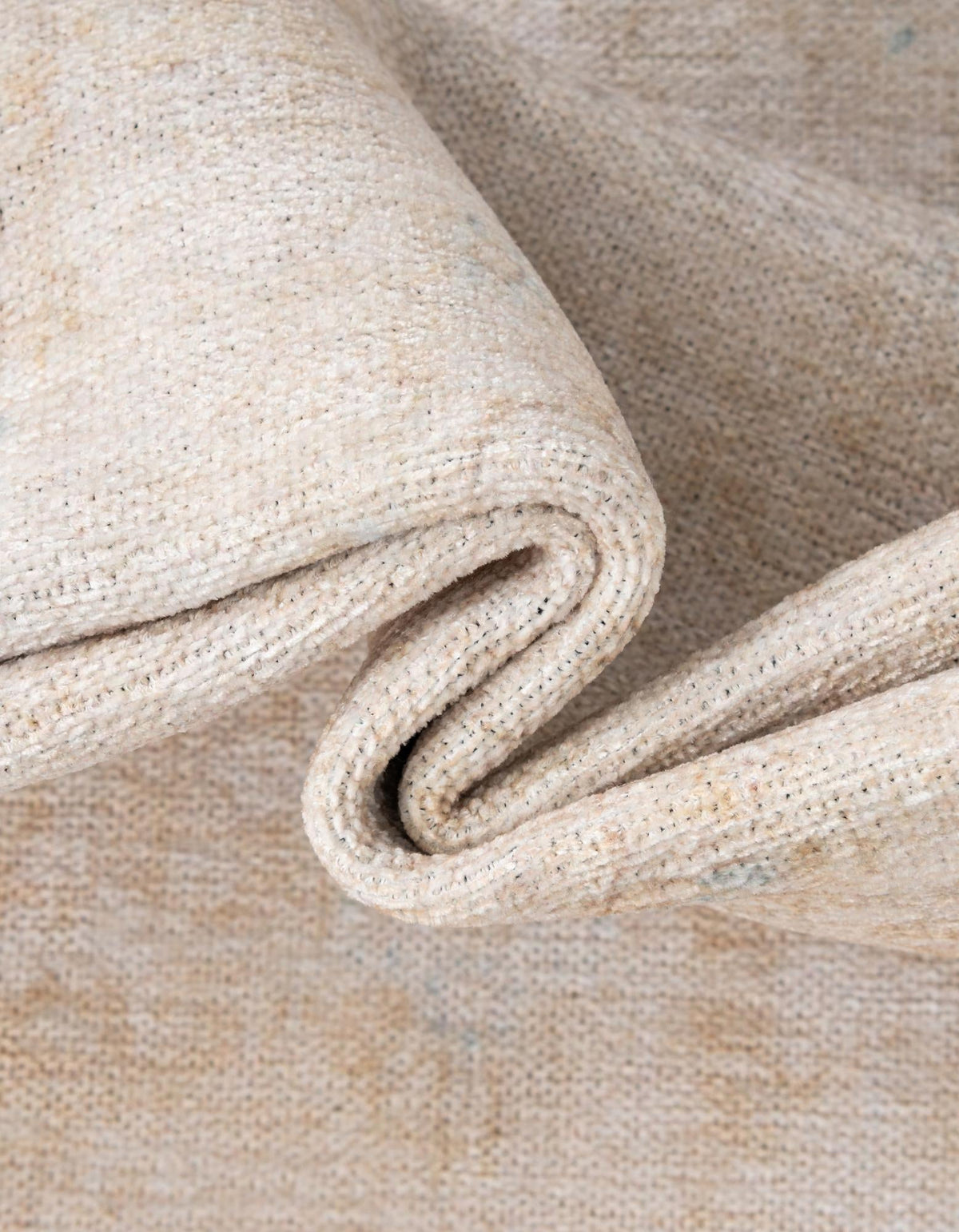Bazaar Chic Collection Area Rug -  Agadir Rectangle Ivory  lifestyle 8