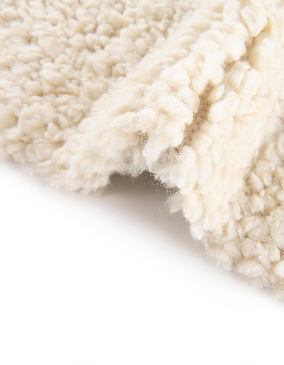 Wellington Luxe Shag Collection Area Rug - Kapiti Rectangle Moroccan Ivory  lifestyle 20